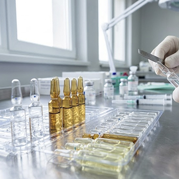 Ampoule Labeling Machine: High-Speed & GMP-Compliant Solutions for Pharmaceutical Industry